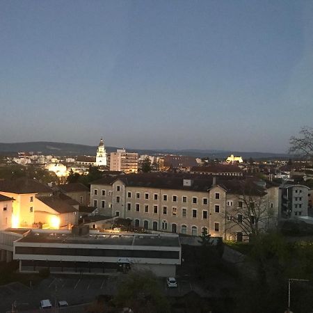Bel Appartement Renove, Spacieux Et Lumineux Bourg-en-Bresse Exteriér fotografie